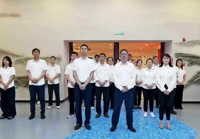 鹤岗市住房公积金管理中心参观市廉政教育基地